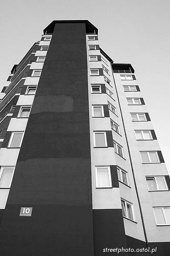 Architektura nowoczesna, Kraków, blok mieszkalny