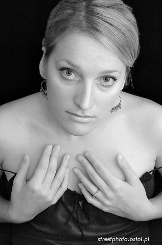 Portret pięknej kobiety.