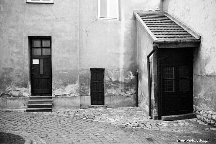 Fotografie czarnobiałe Kraków, rynek planty