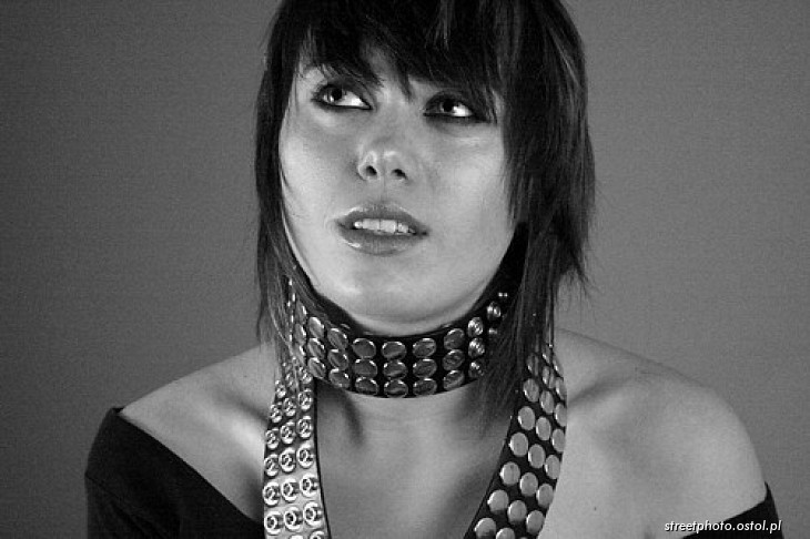 Portret pięknej modelki.