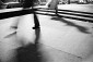 Mały rynek. Tajemnicze postacie, fotografia nocna